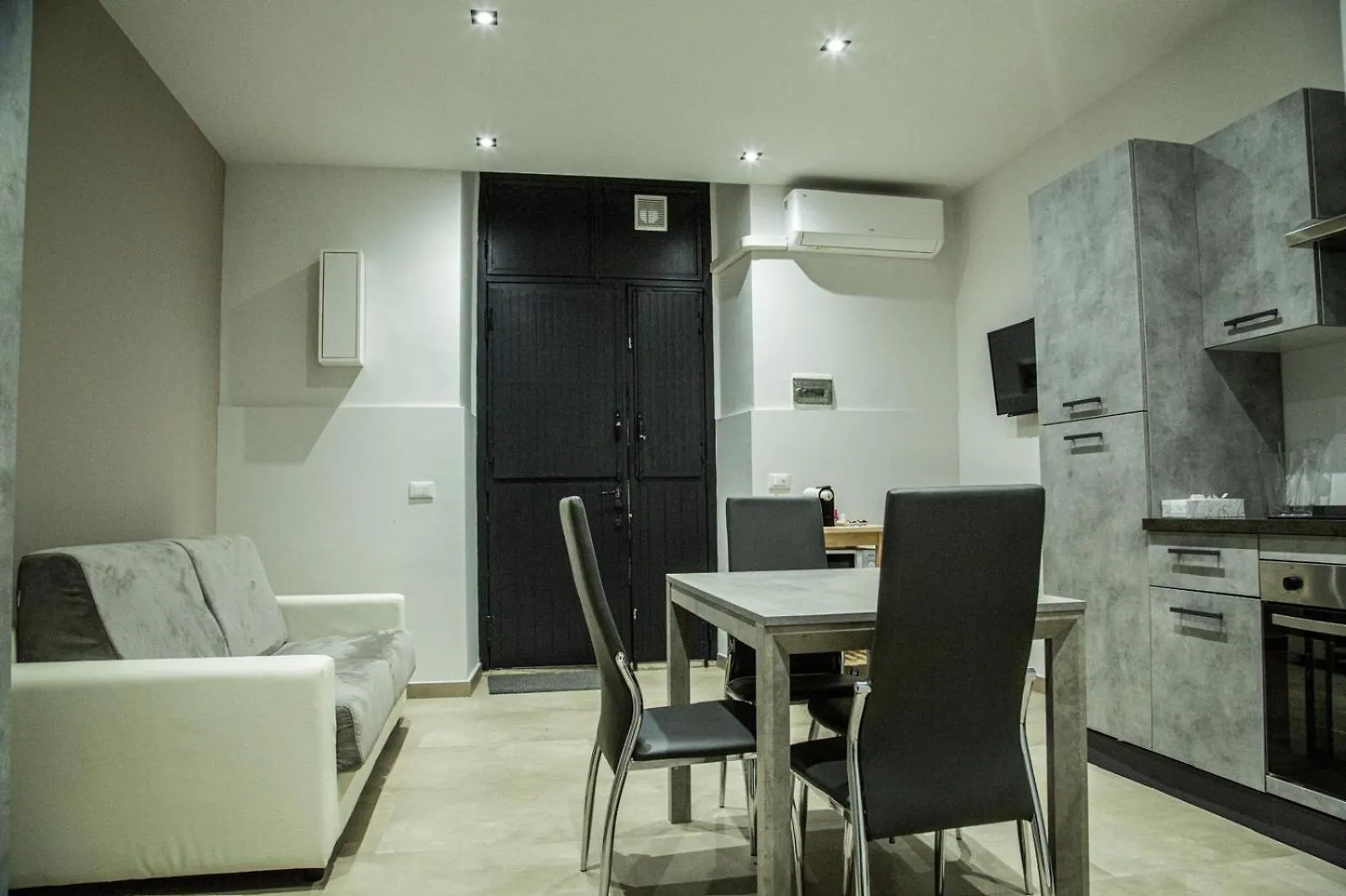 Le Suite Del Corso Italia Catane Maison d'hôtes